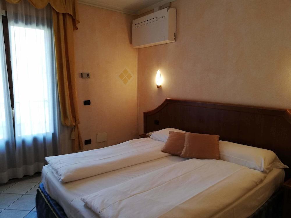 Hotel Giardino Cannobio Exterior photo