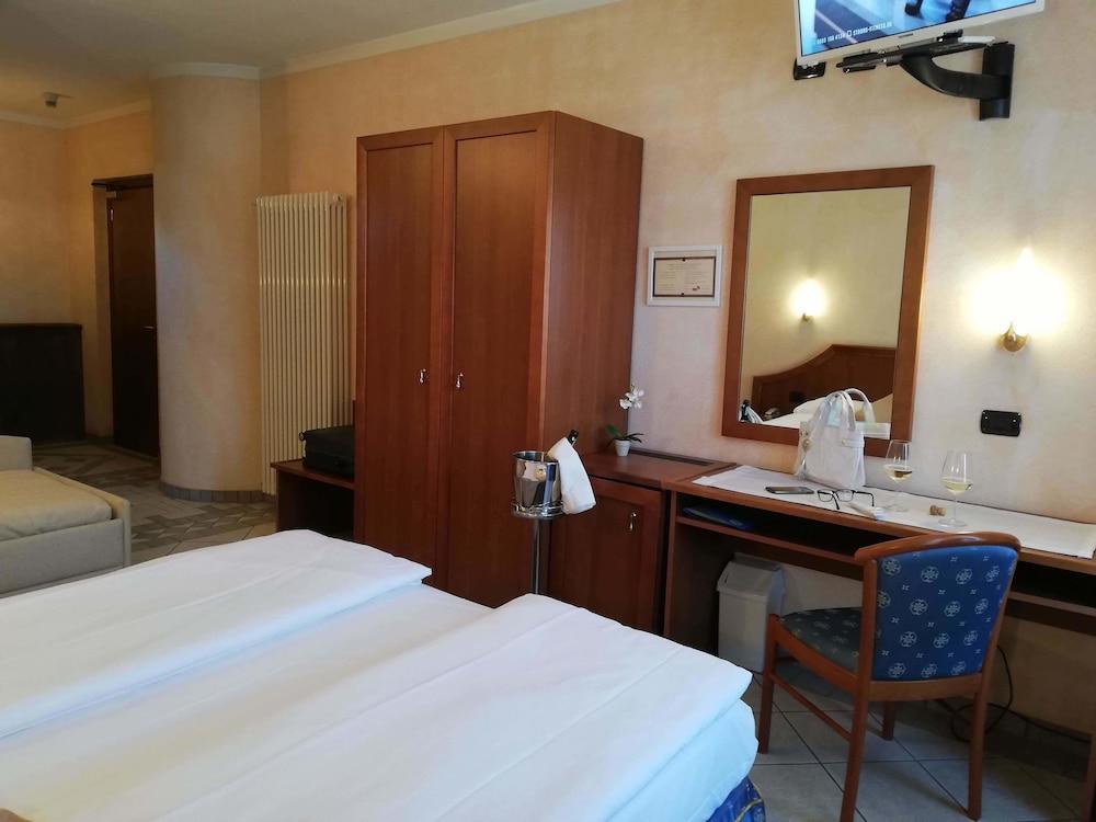 Hotel Giardino Cannobio Exterior photo